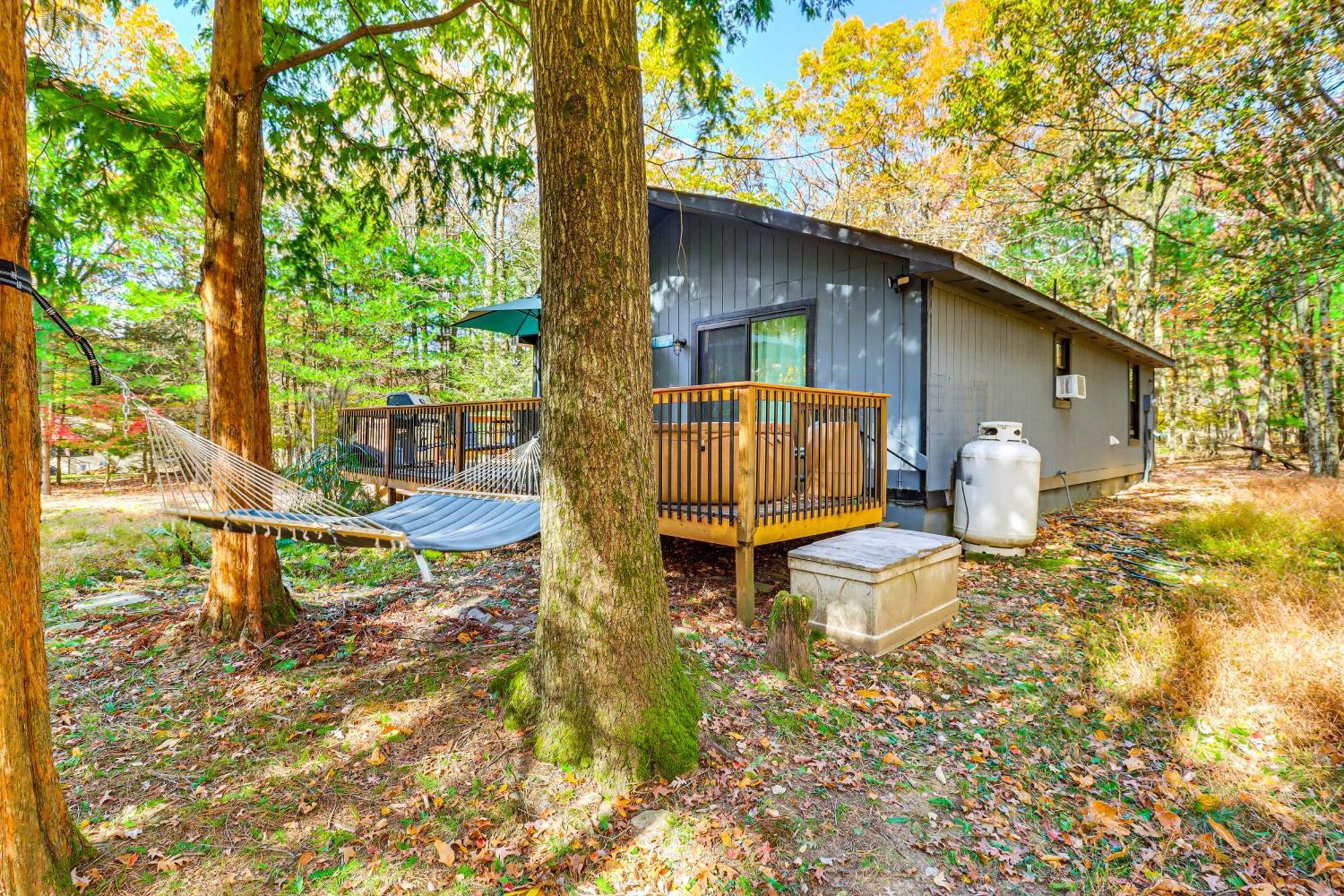 Quaint Jim Thorpe Cabin Retreat, Walk To Beach! Zewnętrze zdjęcie